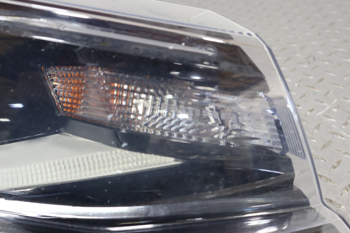 2018 Chevrolet Camaro- Right Headlamp