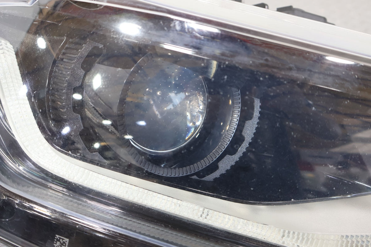 2018 Chevrolet Camaro- Right Headlamp