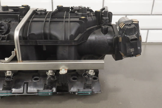 2018 Chevrolet Express 2500 6.0L V8 Intake Manifold with Fuel OEM
