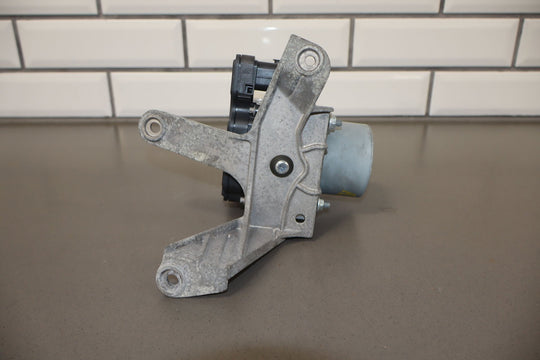 2018 Chevy Camaro SS Anti - Lock Brake Pump W/Module (Opt J77) & Bracket