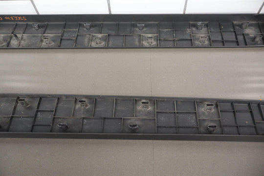 2018 Chevy Colorado Extended Cab Long Bed Trim Moldings Top Pair Left/Right