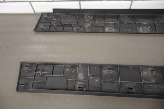 2018 Chevy Colorado Extended Cab Long Bed Trim Moldings Top Pair Left/Right