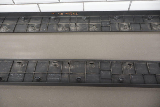 2018 Chevy Colorado Extended Cab Long Bed Trim Moldings Top Pair Left/Right