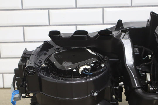 2018 Chrysler Pacifica Hybrid OEM Heater Housing Heater Box Assembly