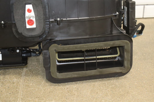 2018 Chrysler Pacifica Hybrid OEM Heater Housing Heater Box Assembly