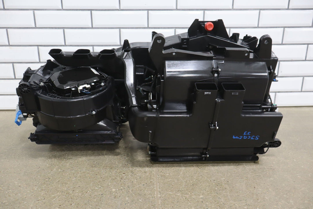 2018 Chrysler Pacifica Hybrid OEM Heater Housing Heater Box Assembly