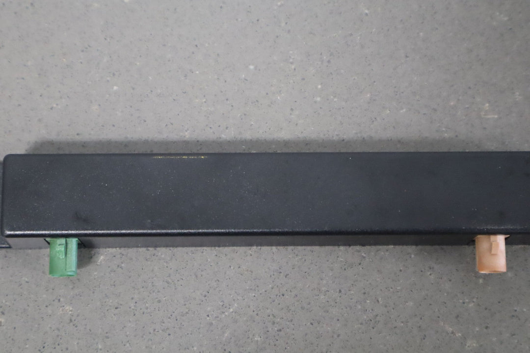 2018 Chrysler Pacifica Wifi Antenna Control Module 68306857AA