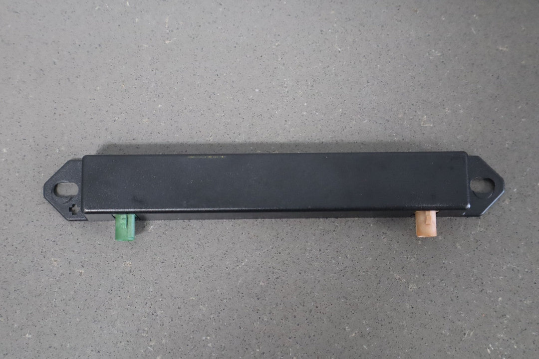 2018 Chrysler Pacifica Wifi Antenna Control Module 68306857AA