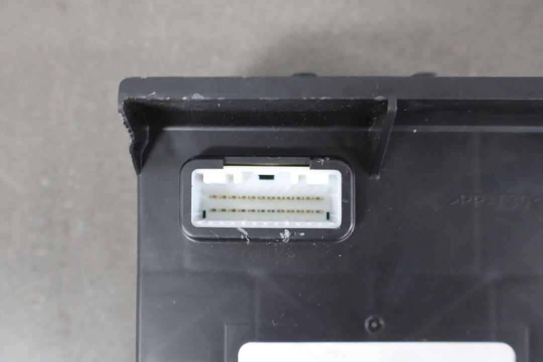 2018 Fiat 124 Spider BCM Body Control Module OEM DB4G67560B
