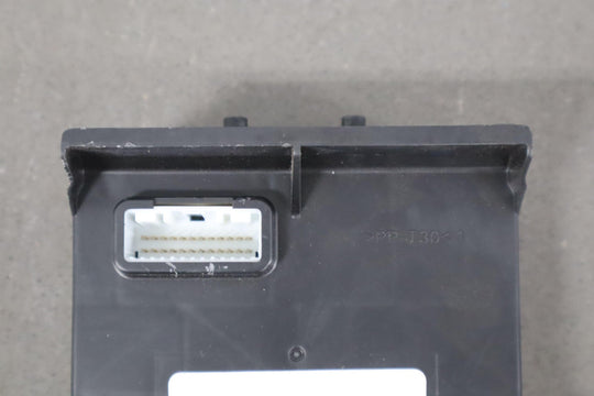 2018 Fiat 124 Spider BCM Body Control Module OEM DB4G67560B