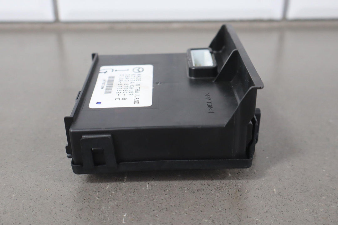 2018 Fiat 124 Spider BCM Body Control Module OEM DB4G67560B