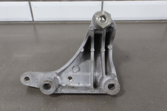2018 Fiat 124 Spider Pair Left / Right Engine Mount Brackets OEM