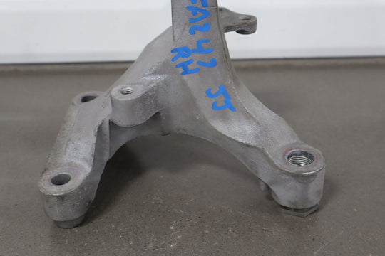 2018 Fiat 124 Spider Pair Left / Right Engine Mount Brackets OEM