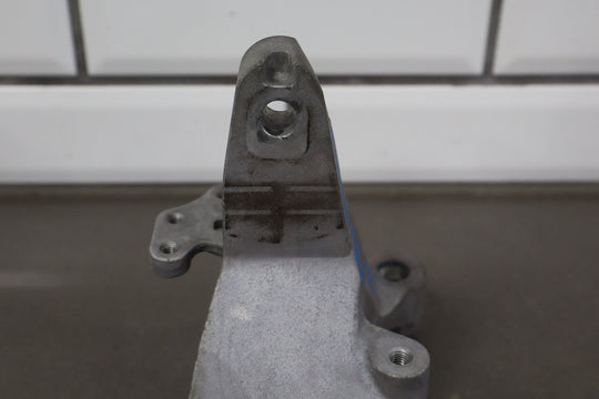 2018 Fiat 124 Spider Pair Left / Right Engine Mount Brackets OEM