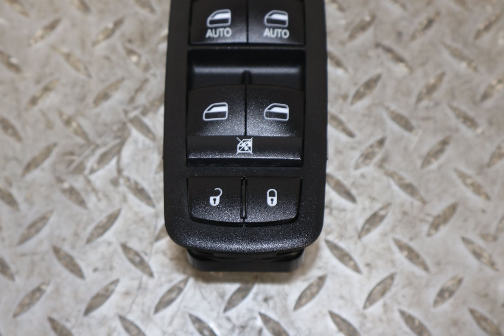 2018 Jeep Grand Cherokee- Front Door Switch