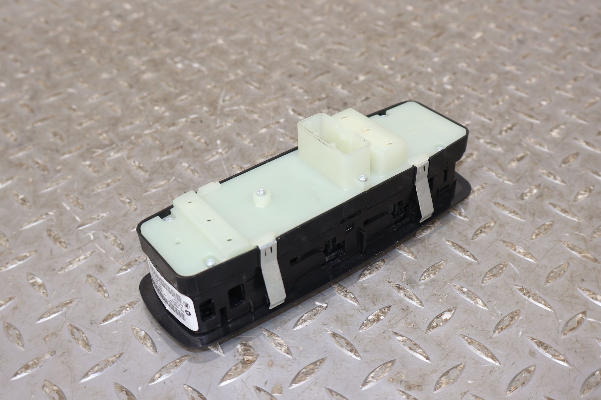 2018 Jeep Grand Cherokee- Front Door Switch