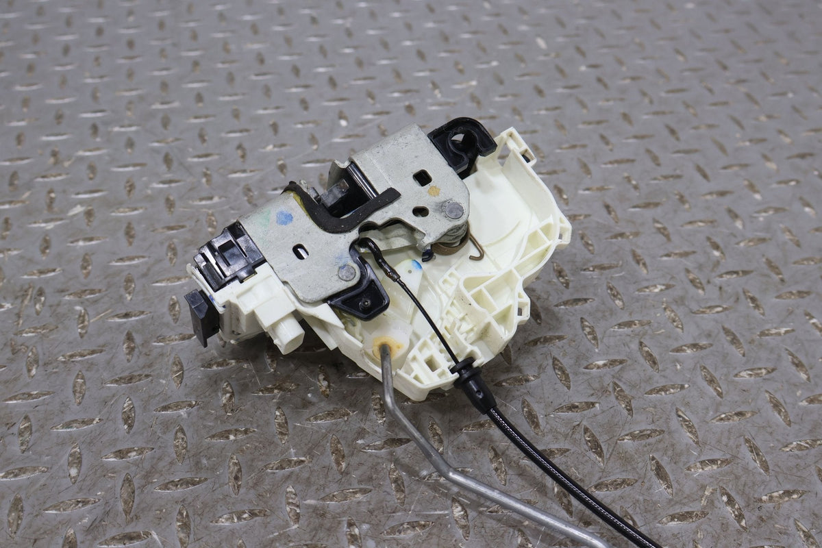 2018 Jeep Grand Cherokee- Right Front Door Latch