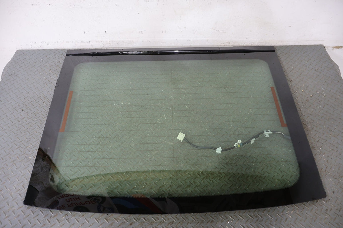 2018 Lexus LC500- Back Door Glass