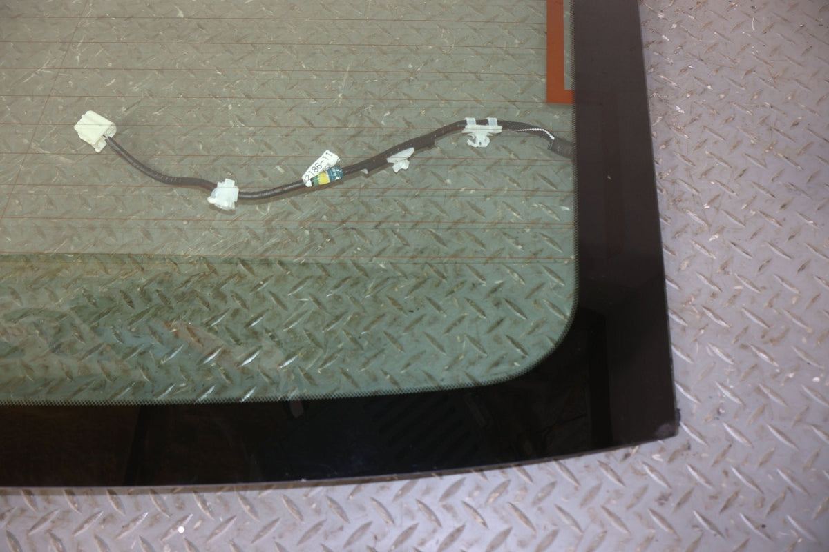 2018 Lexus LC500- Back Door Glass