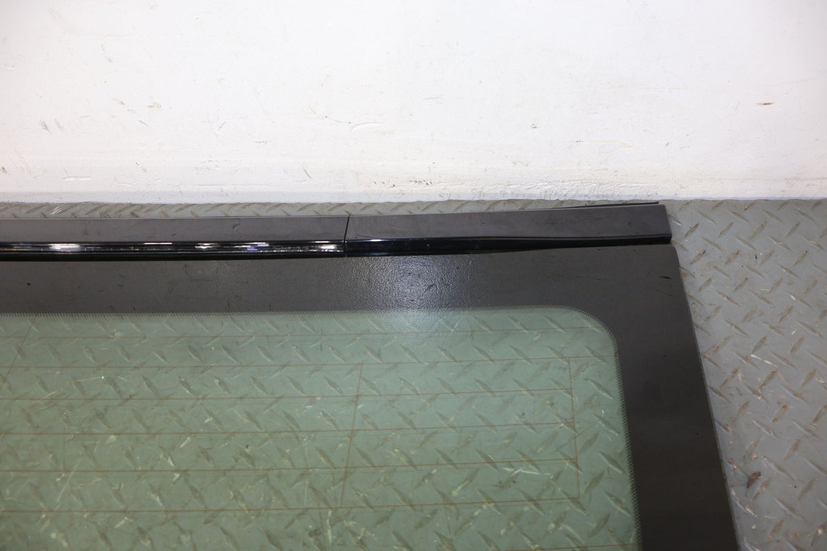 2018 Lexus LC500- Back Door Glass