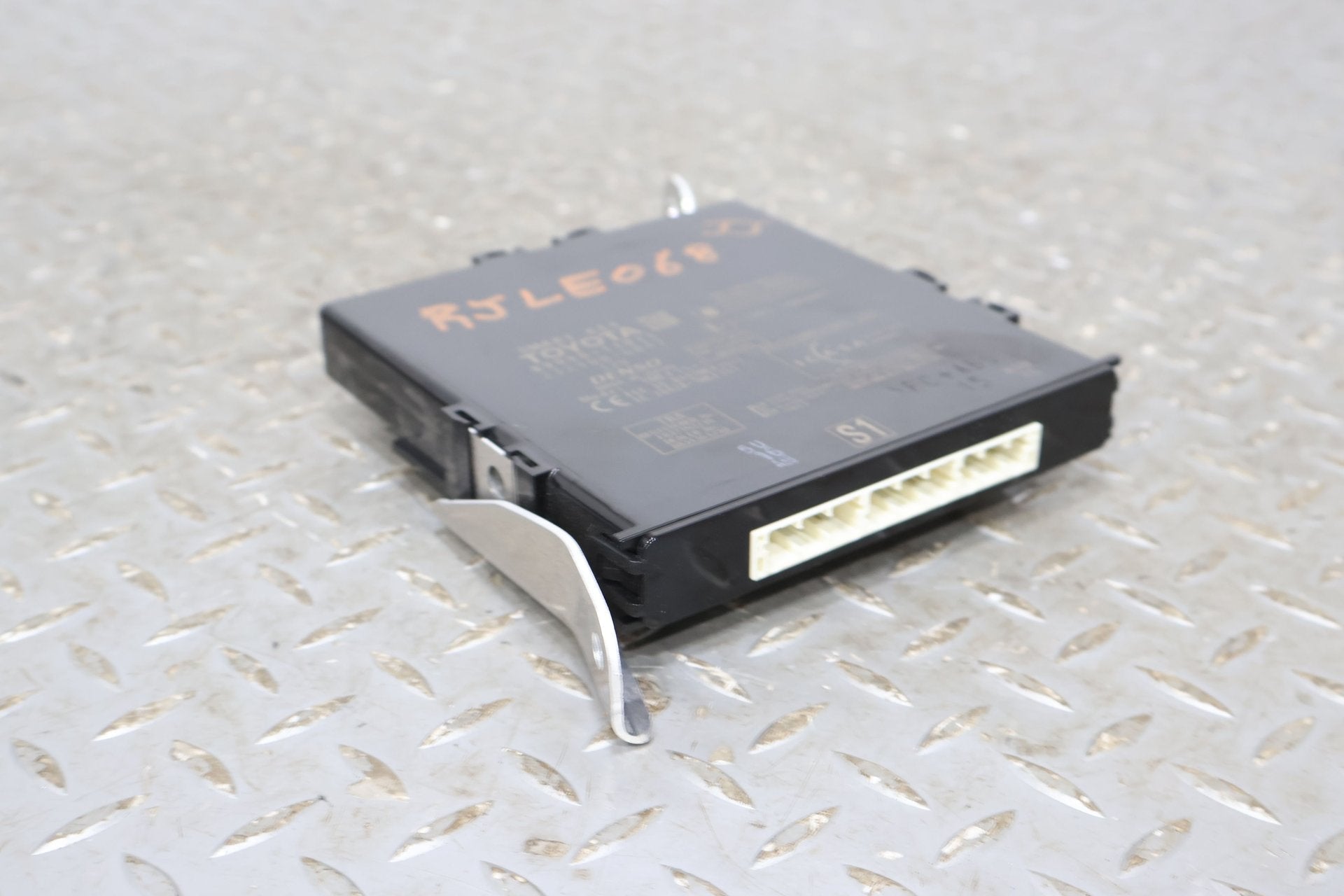 2018 Lexus LC500- Chassis Control Module