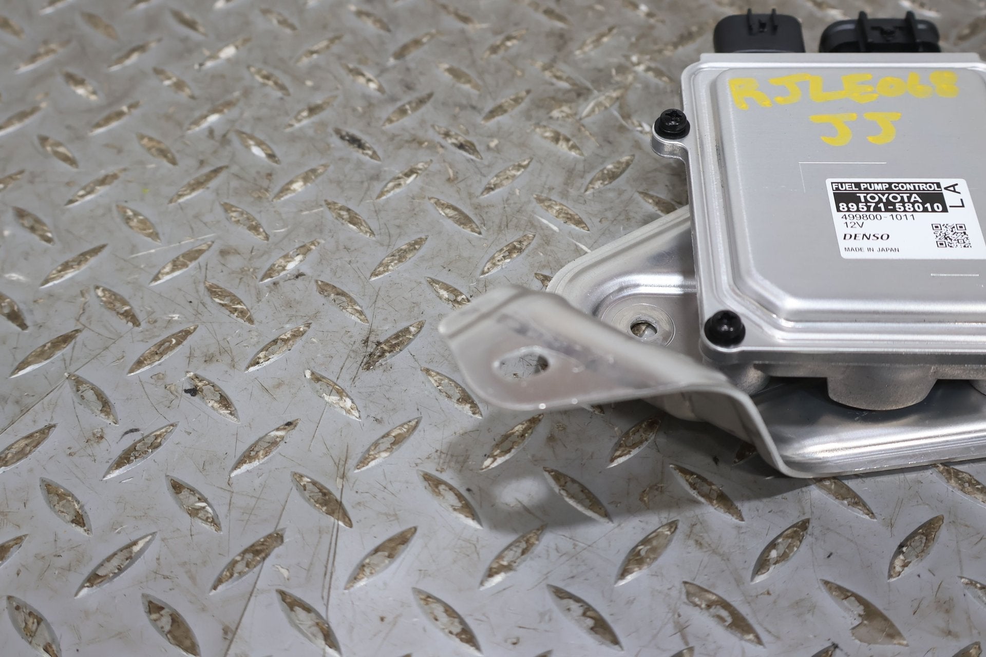 2018 Lexus LC500- Chassis Control Module