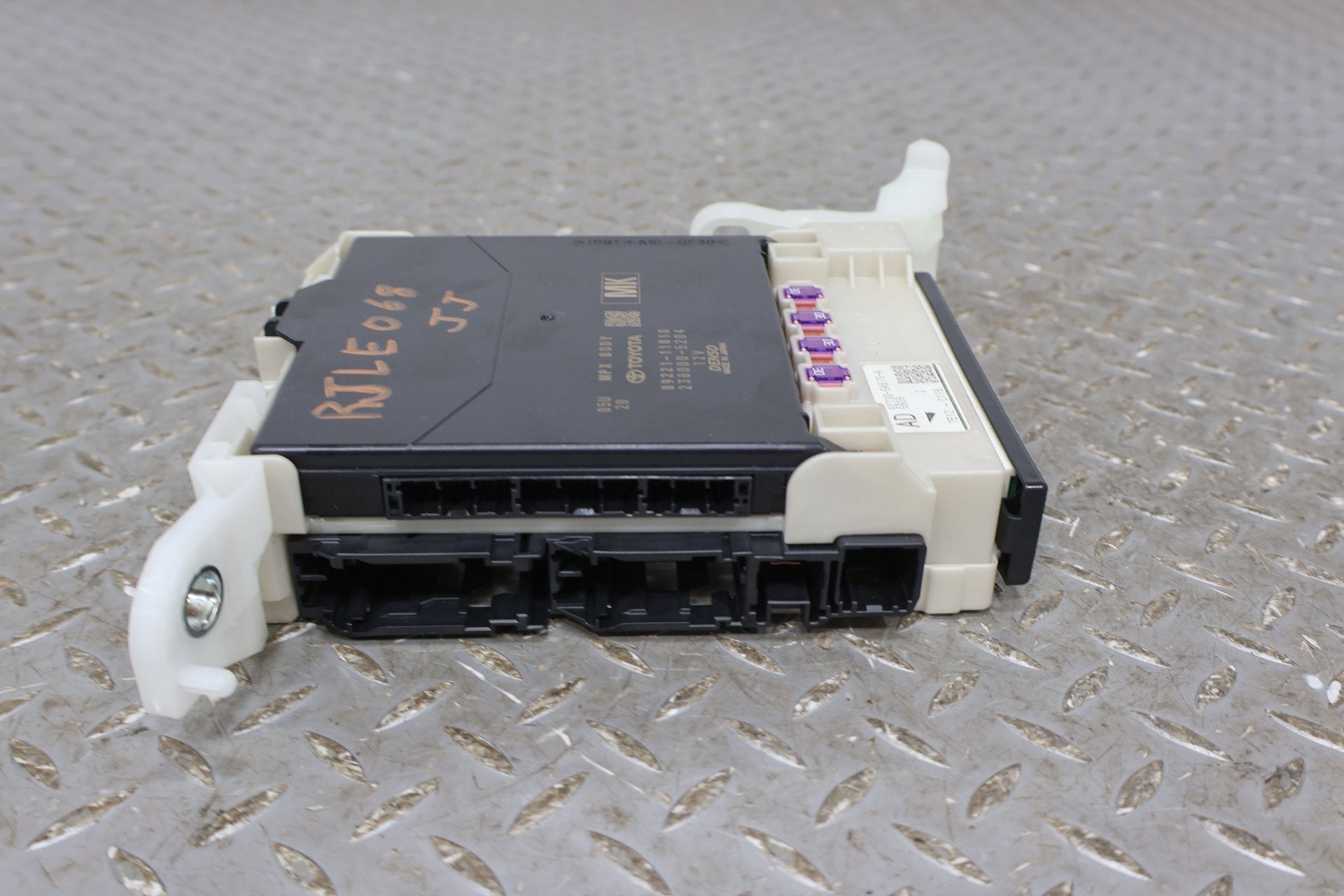 2018 Lexus LC500- Chassis Control Module
