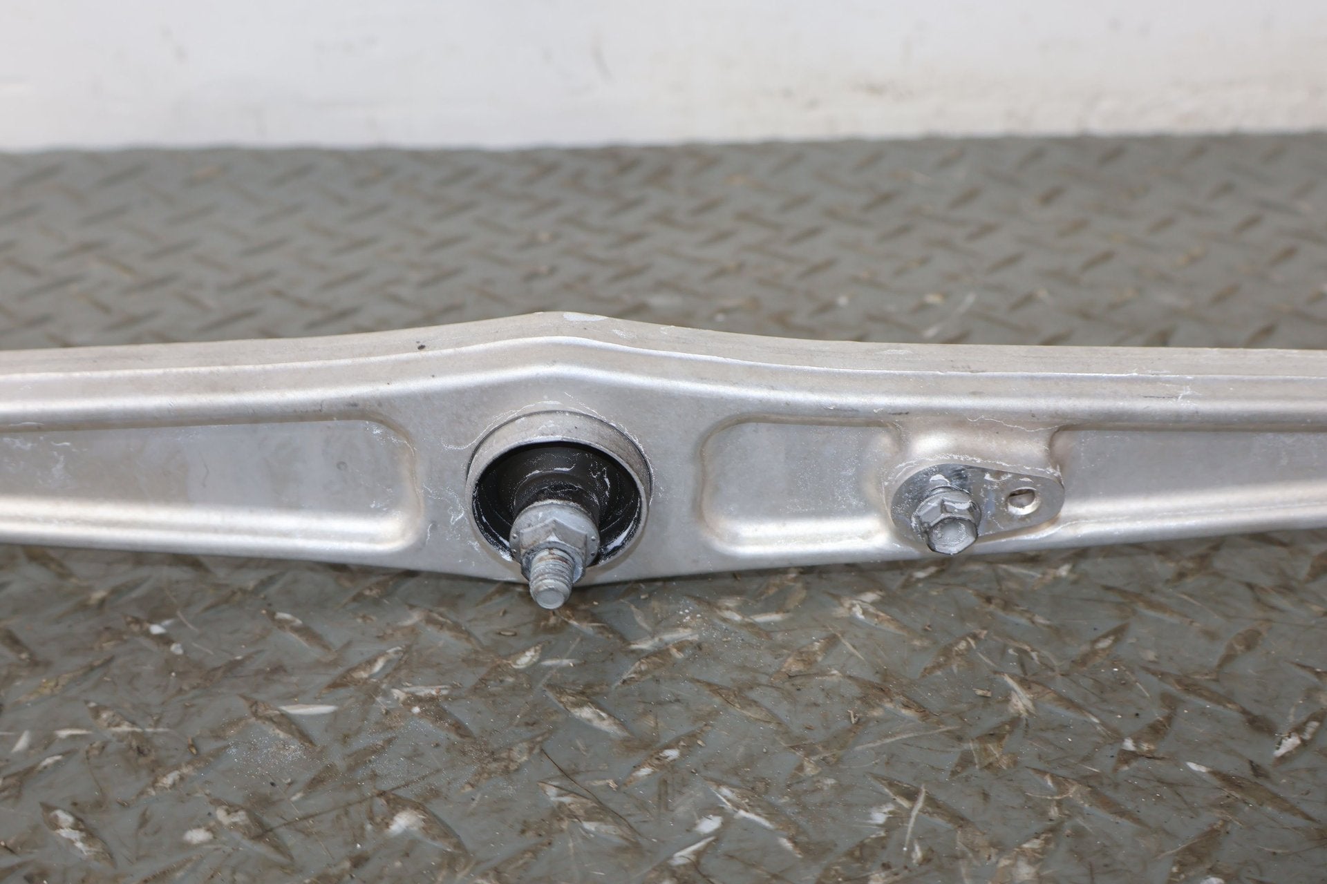 2018 Lexus LC500- LOWER CONTROL ARM RR