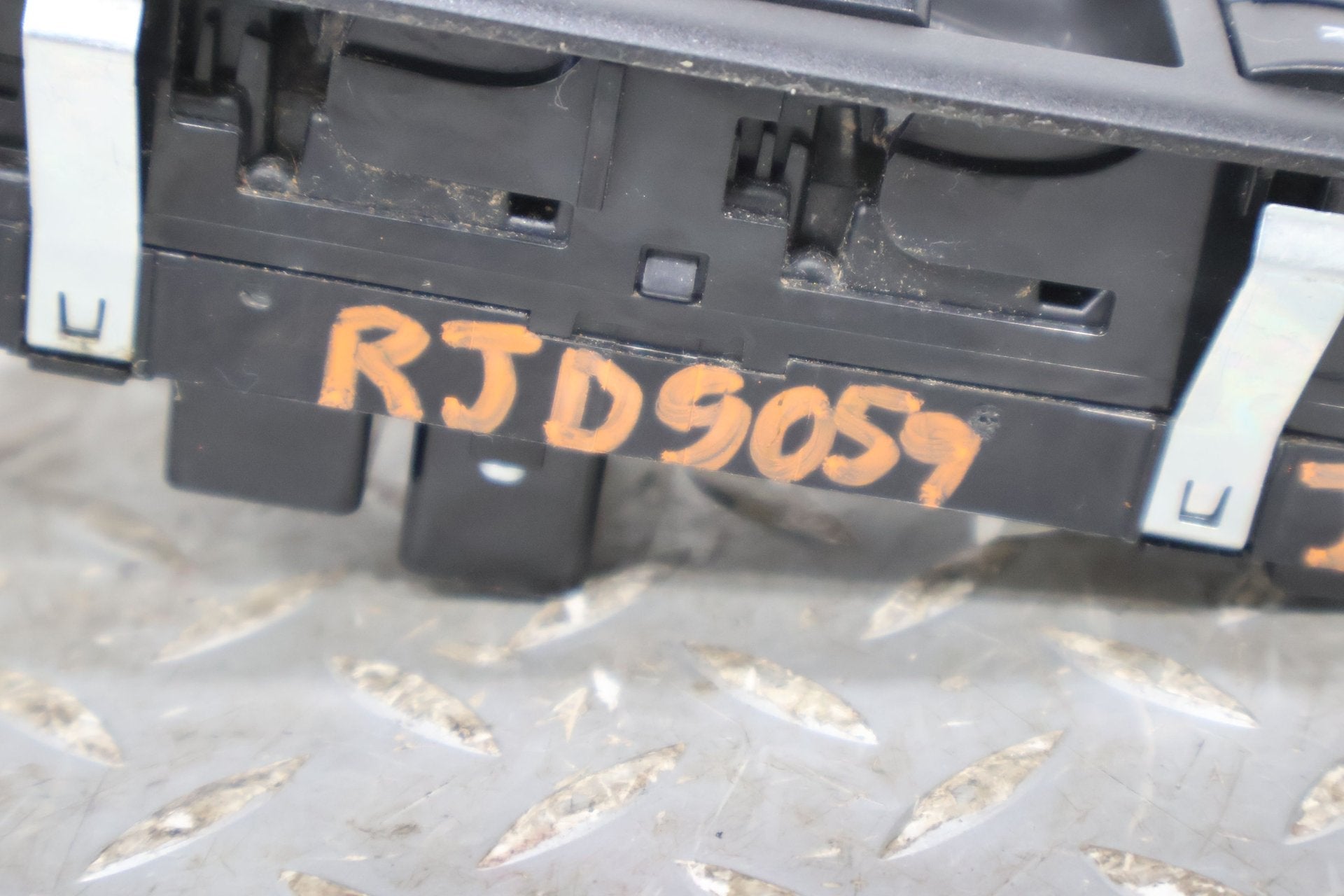 2018 Ram 1500- Front Door Switch