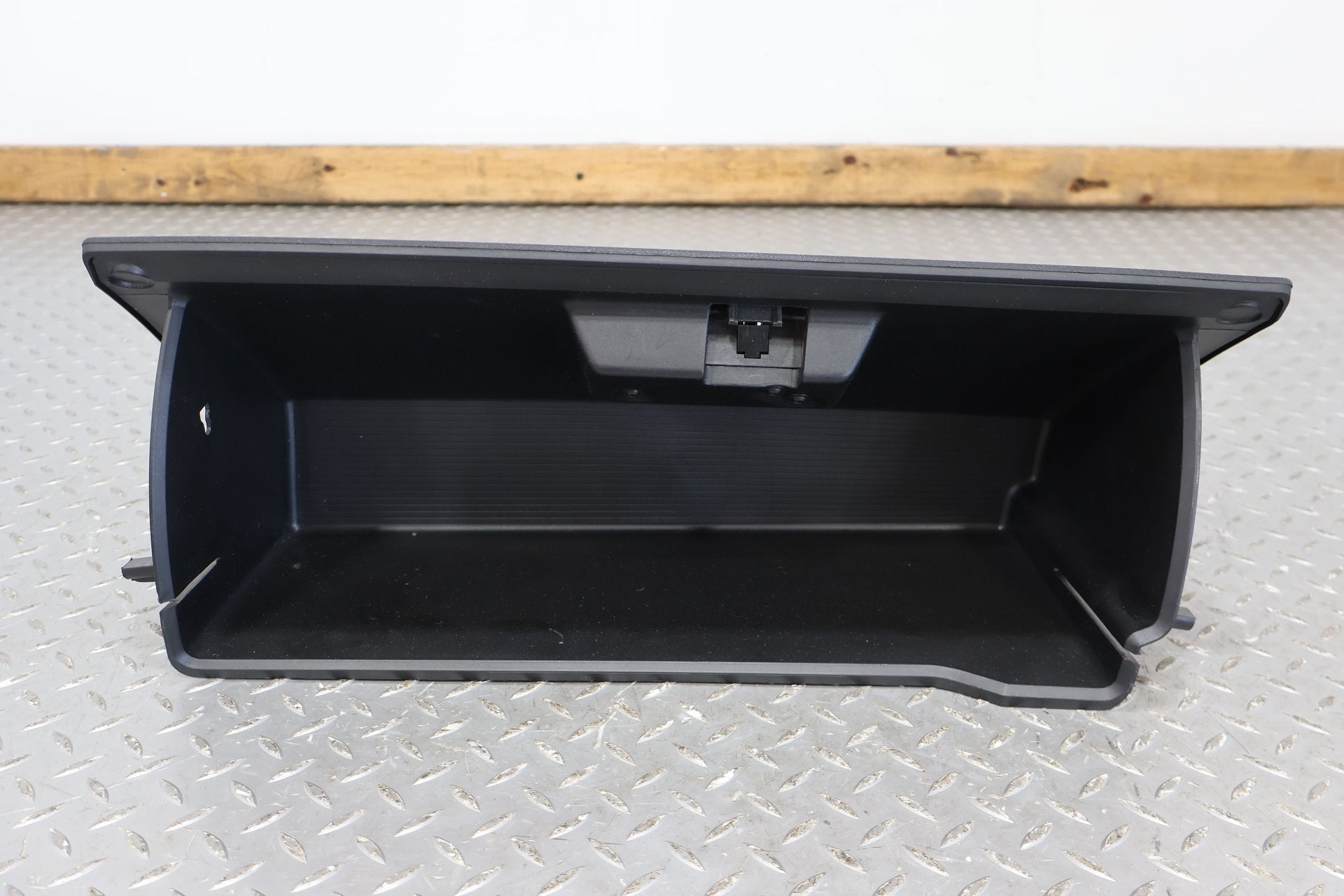2018 Ram 1500- Glove Box