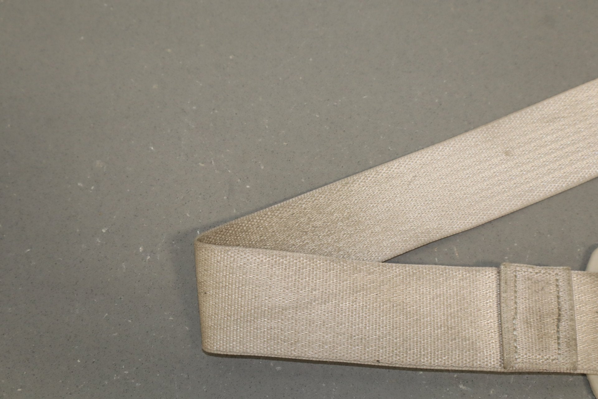 2018 Ram 1500 Limited Tungsten Left Front Seat Belt Indigo Frost C1