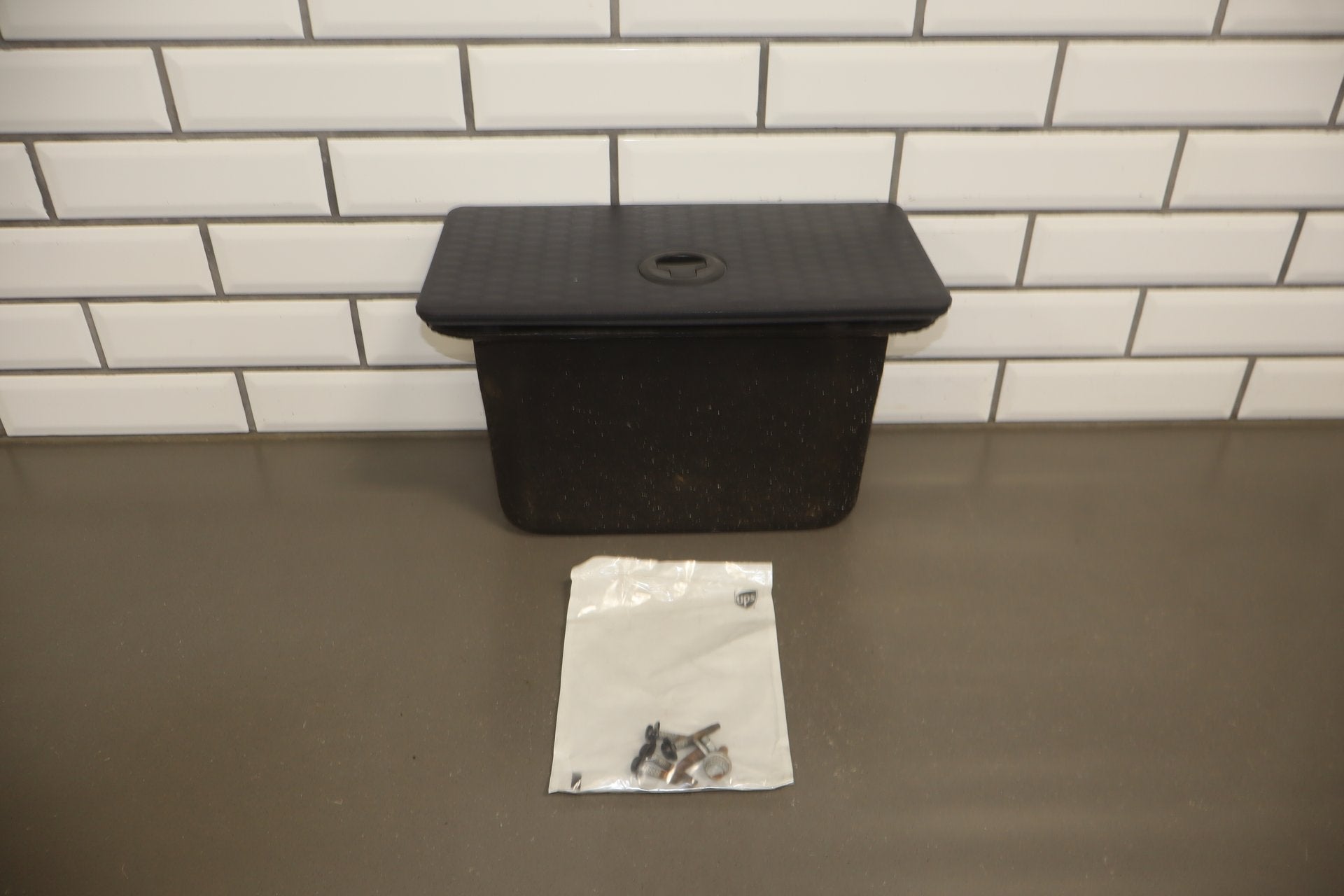 2018 Ram 1500 Rear Floor Storage Bin Indigo Frost C1