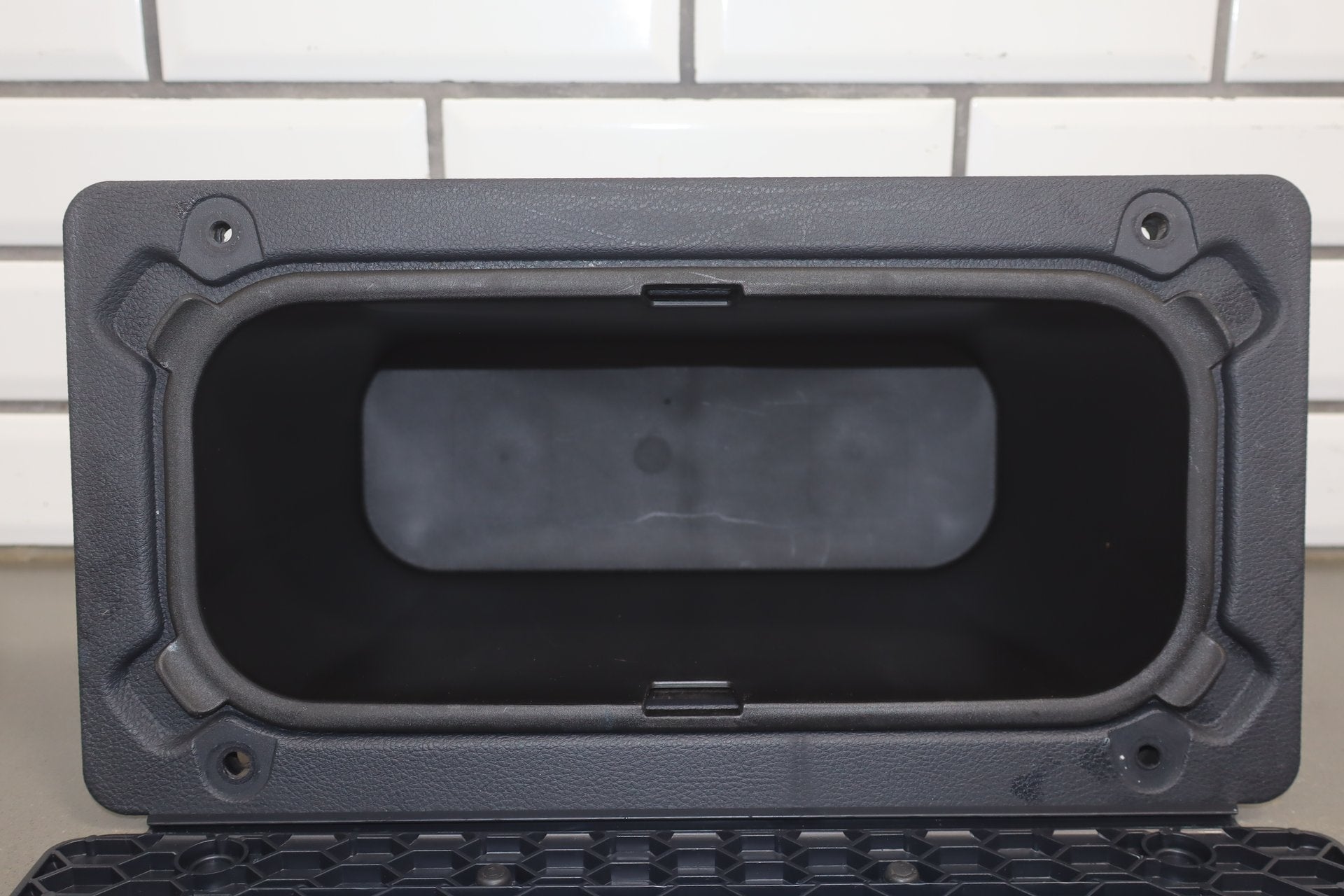 2018 Ram 1500 Rear Floor Storage Bin Indigo Frost C1