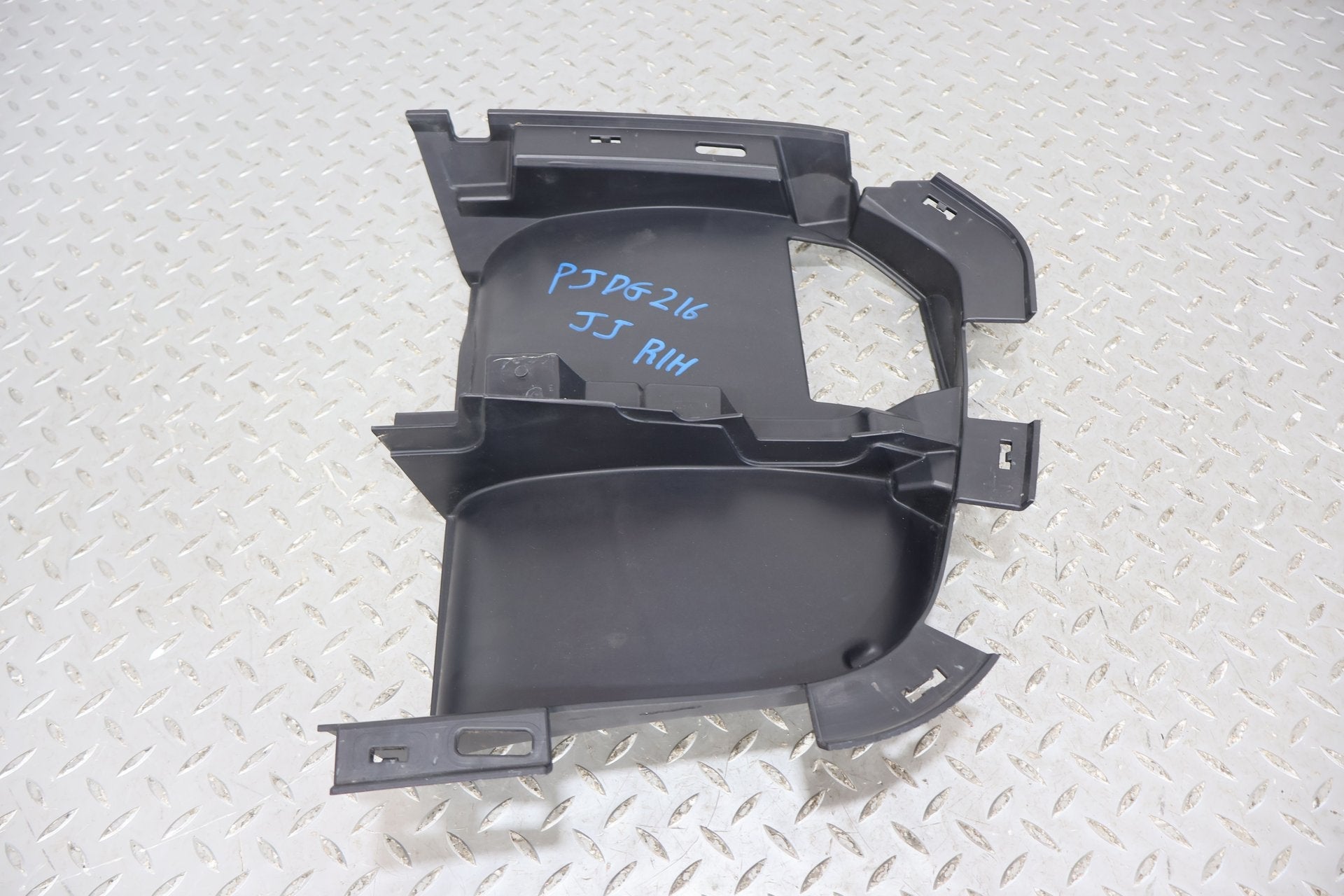 2018 Ram 1500- Trim Panel