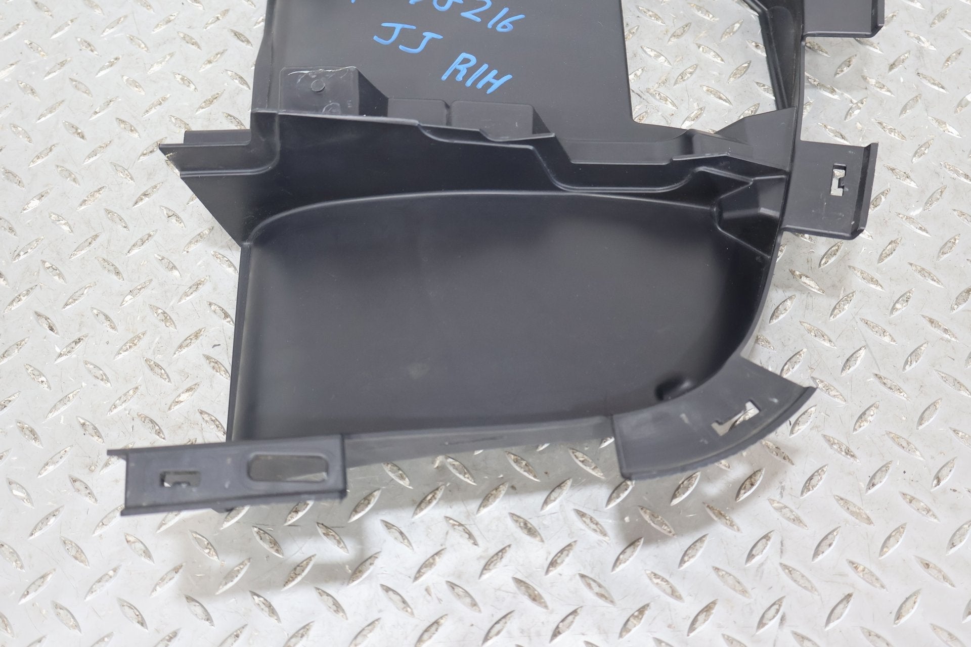 2018 Ram 1500- Trim Panel
