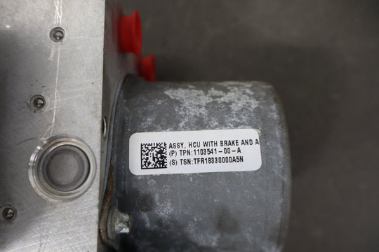 2018 Tesla Model 3 ABS Brake Unit 1103541 - 00 - C OEM