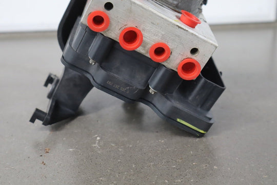 2018 Tesla Model 3 ABS Brake Unit 1103541 - 00 - C OEM
