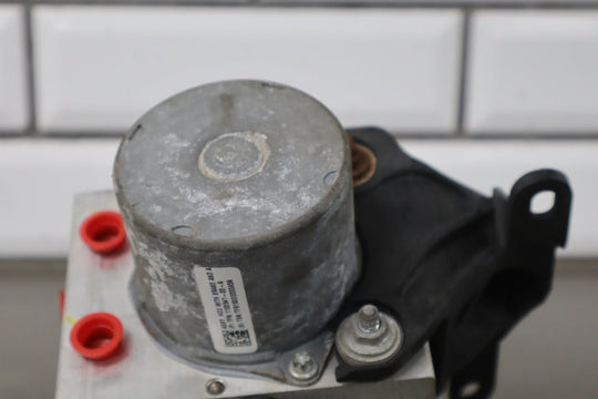 2018 Tesla Model 3 ABS Brake Unit 1103541 - 00 - C OEM