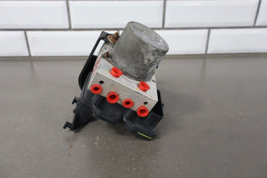 2018 Tesla Model 3 ABS Brake Unit 1103541 - 00 - C OEM