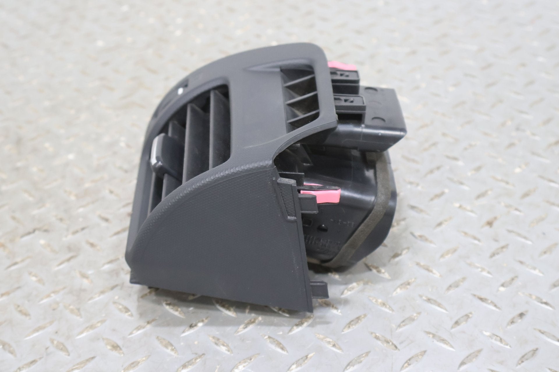 2018 Toyota 4Runner- Dash Vent
