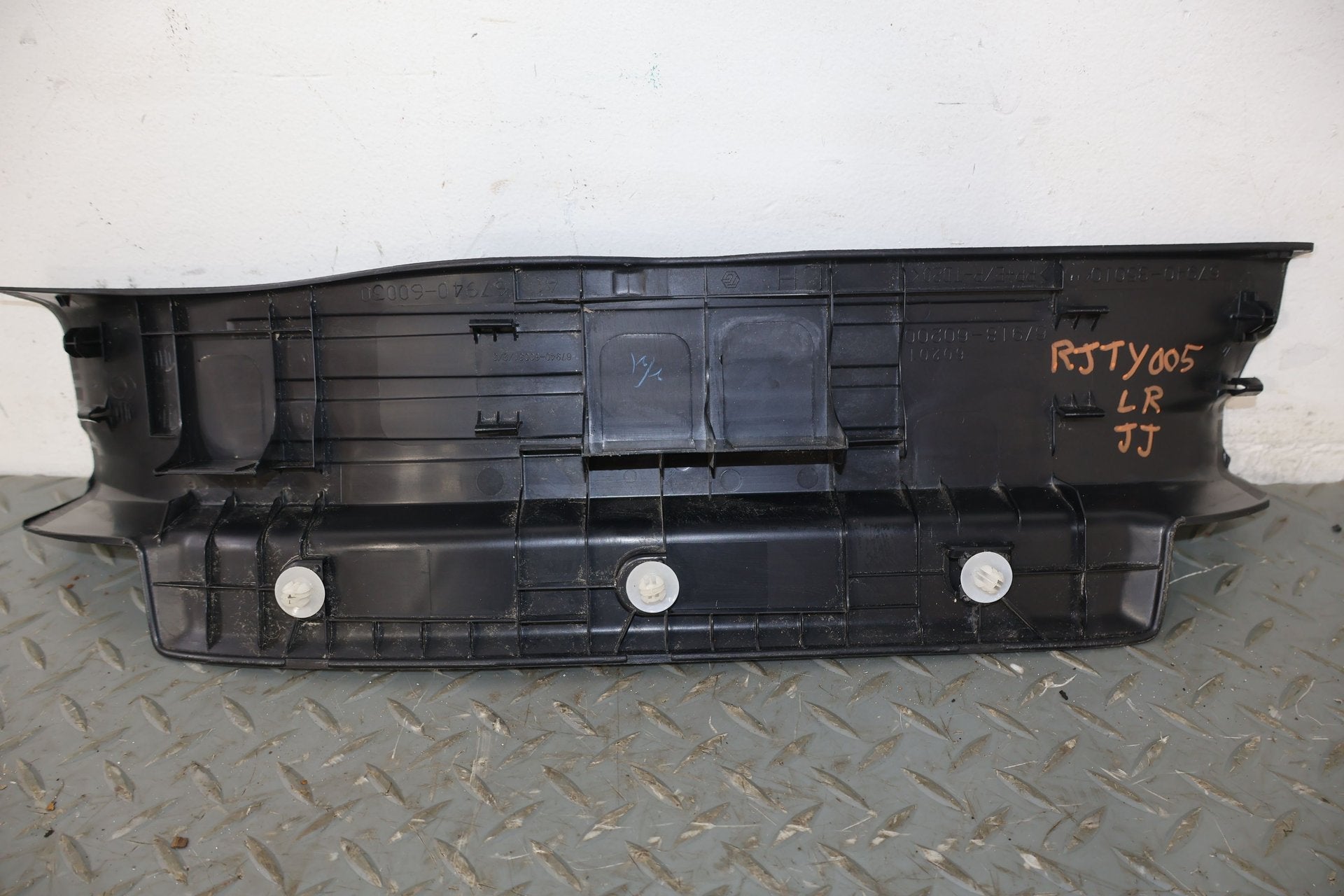 2018 Toyota 4Runner- Set x4- Sill Plates