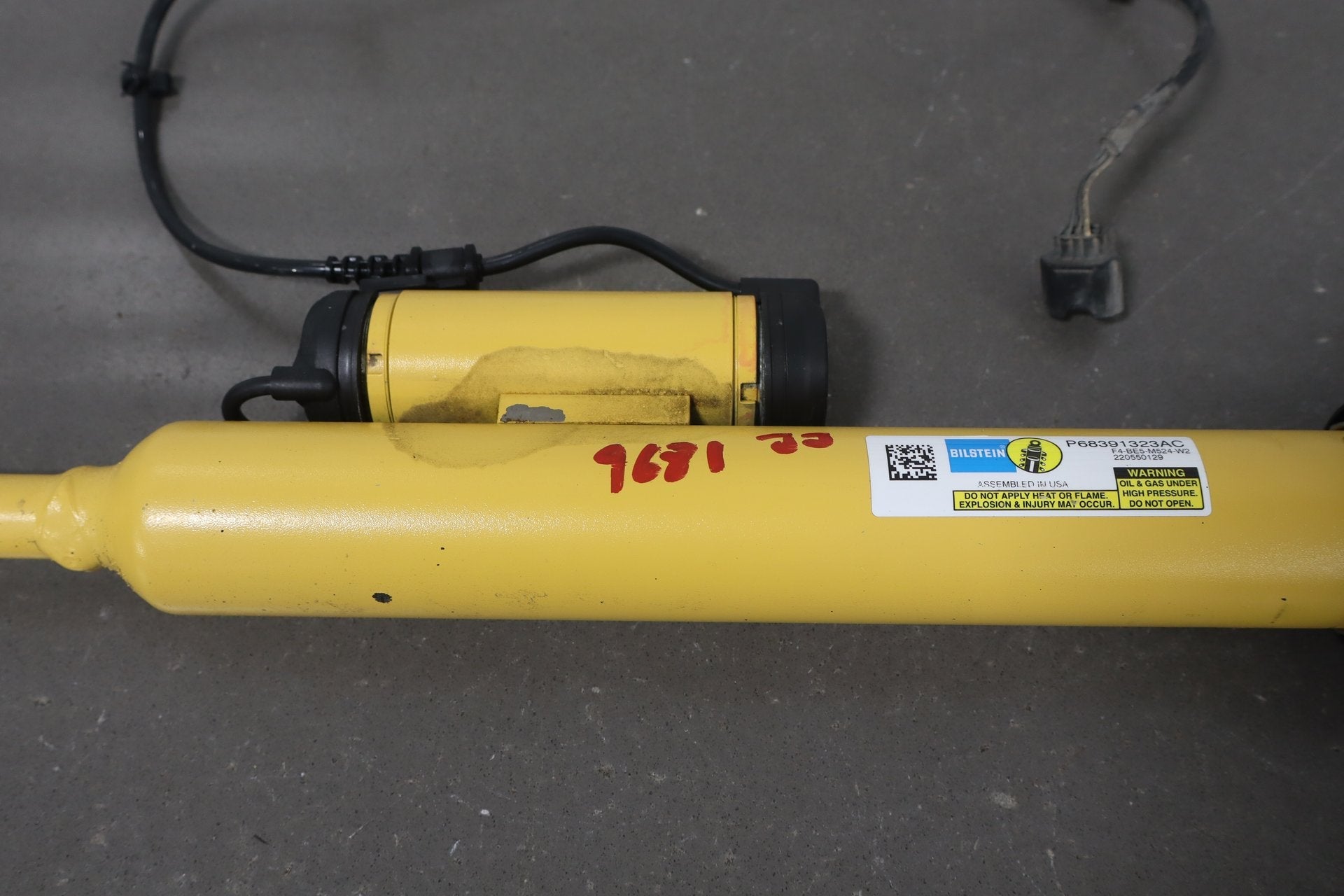 2019-2022 Dodge Challenger Rear Left Active Damping Shock Absorber OEM
