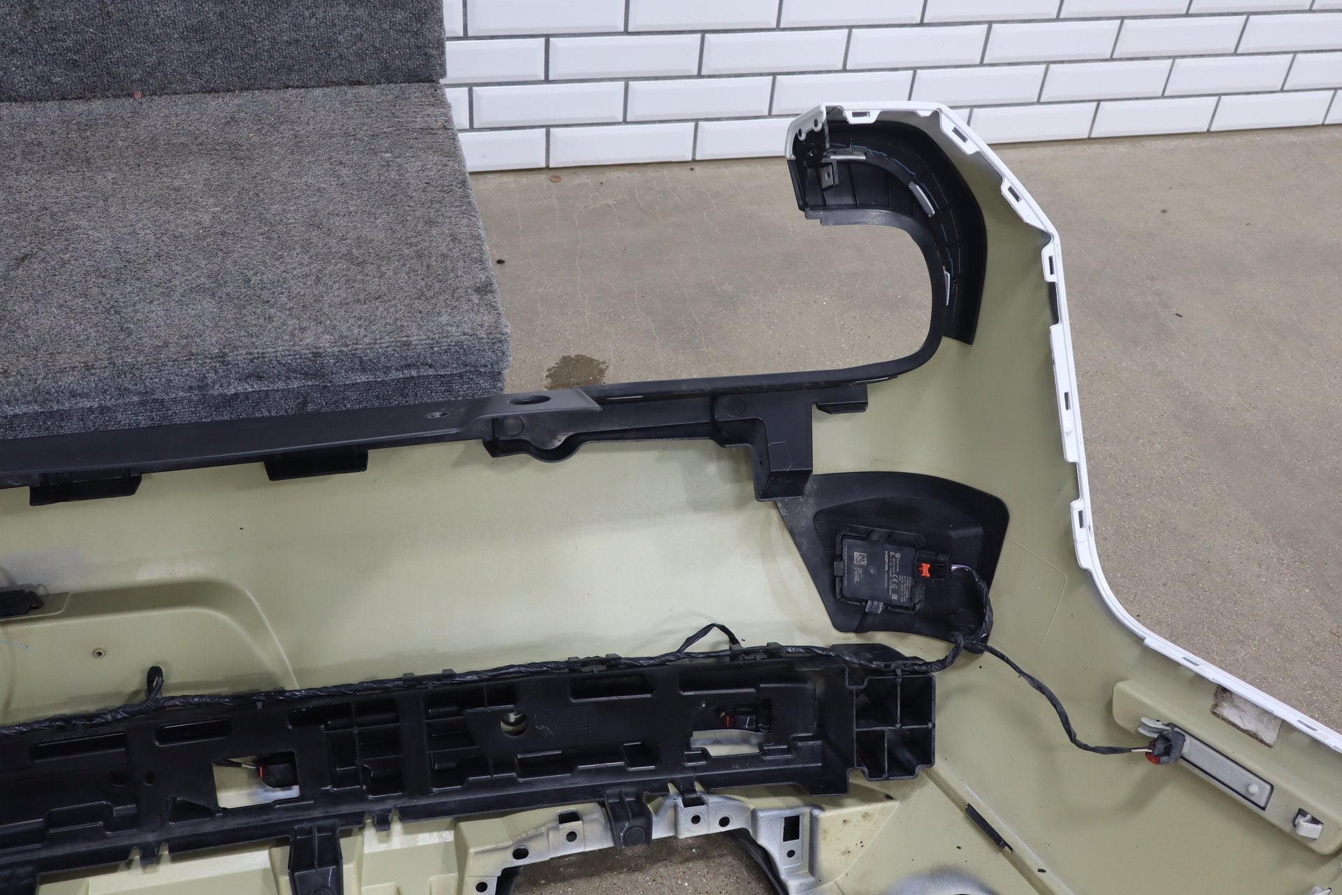 2019-2023 Dodge Challenger R/T Scat Pack Rear Bumper