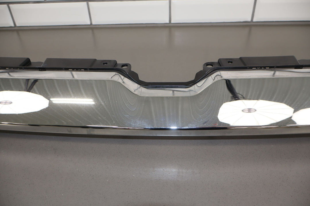 2019 - 2023 Ram 1500 Upper Chrome Front Grille Moulding Applique (68335015AC)