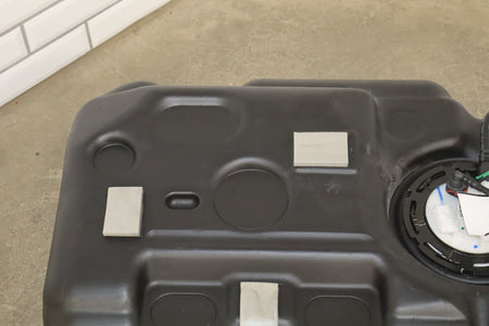 2019 Chrysler Pacifica 3.6L Gasoline Fuel Tank with Pump OEM