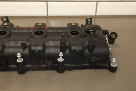 2019 Chrysler Pacifica 3.6L V6 OEM Right RH Valve Cover Assembly OEM