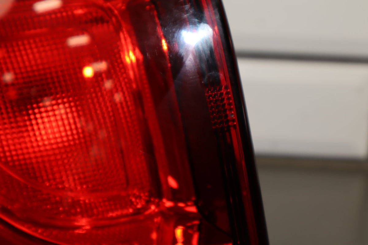 2019 Chrysler Pacifica Driver LH Left Tail Light OEM