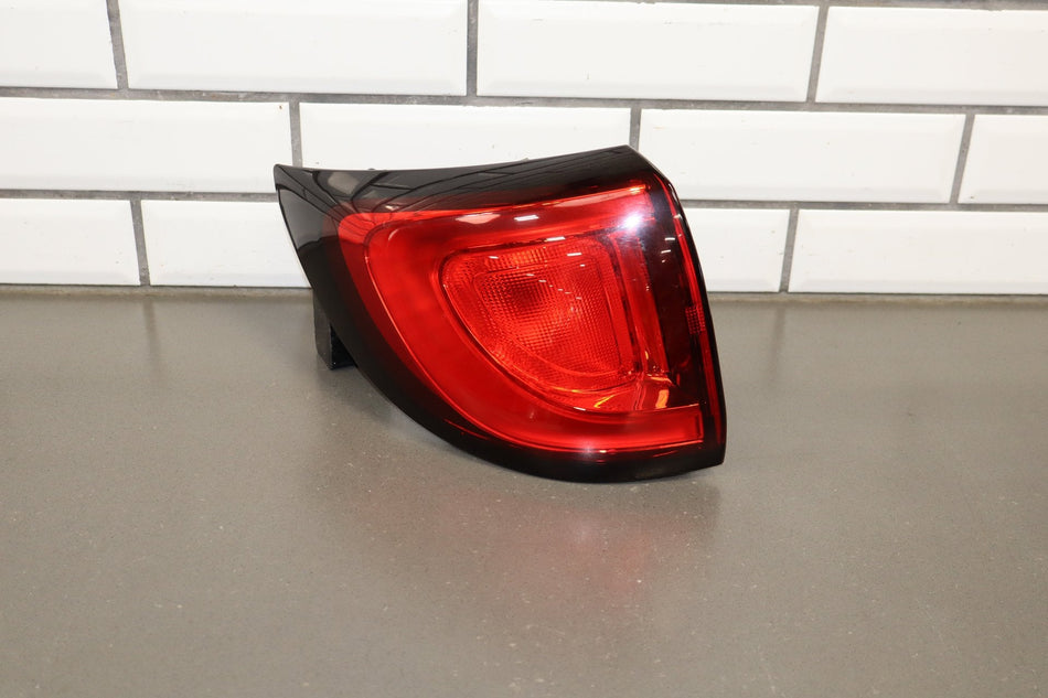 2019 Chrysler Pacifica Driver LH Left Tail Light OEM