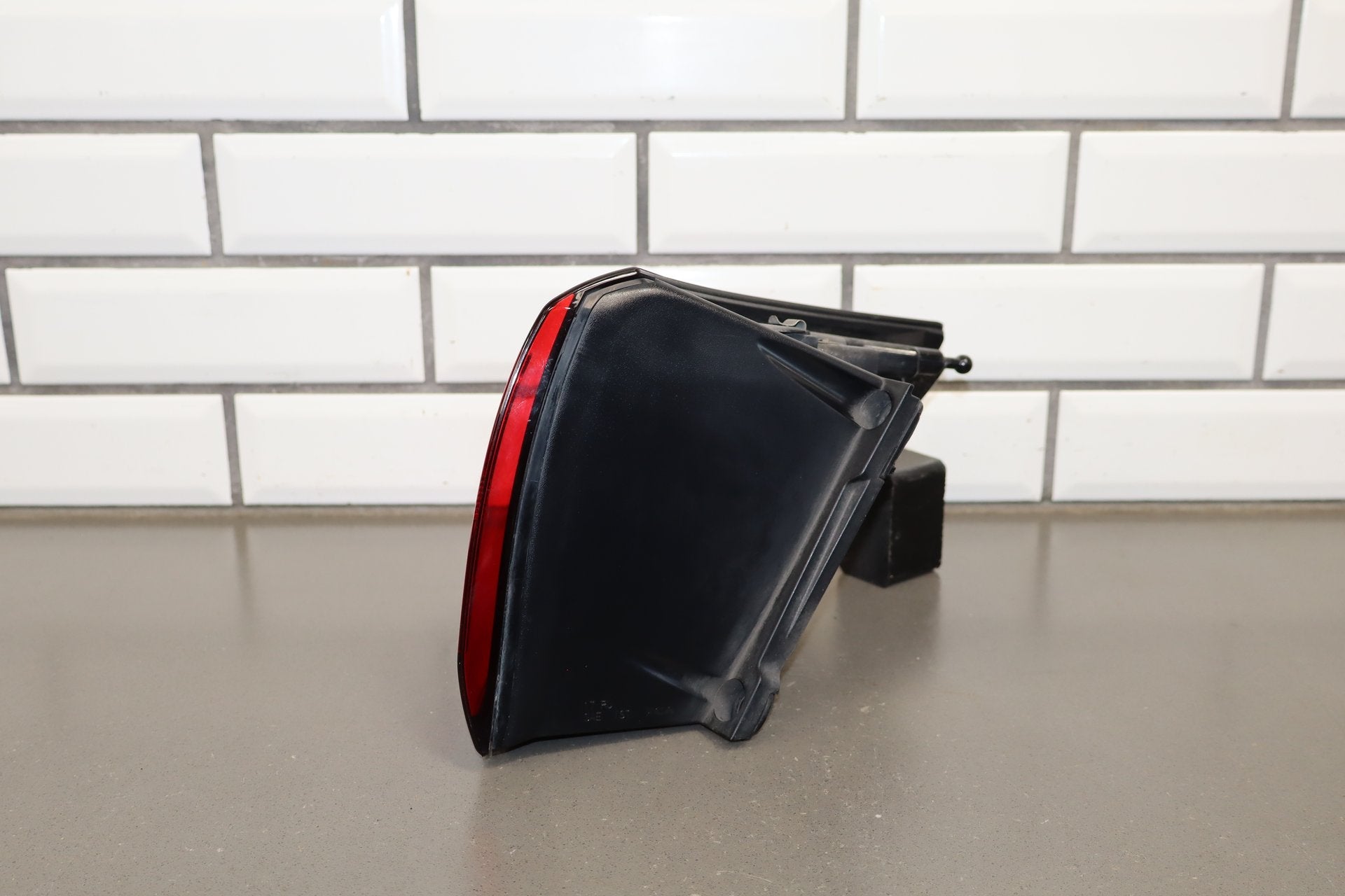 2019 Chrysler Pacifica Driver LH Left Tail Light OEM
