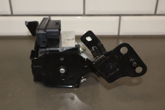 2019 Fiat 124 Spider Abarth OEM ABS Pump Module Assembly